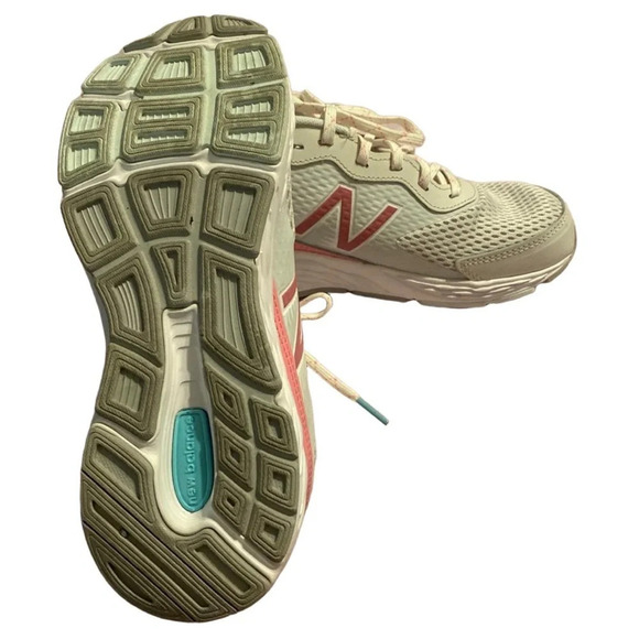 New Balance 680v6 - Picture 7 of 11